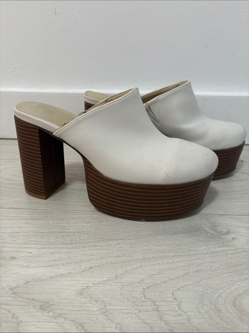 NWOT White Platform Mule Heels - Women's Slip-On Fashion